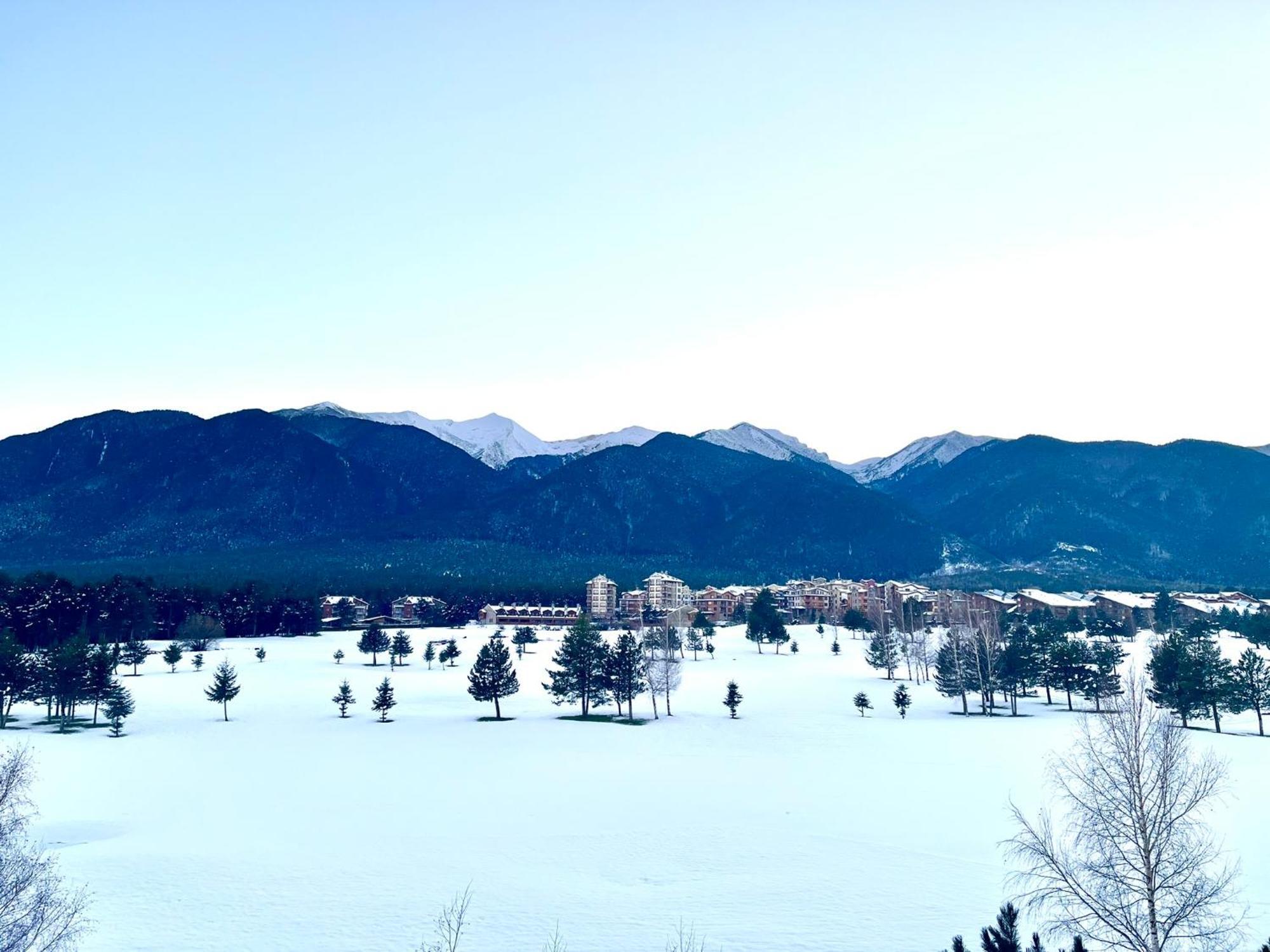 Pirin Bliss Apartment Ski, Spa And Relax At Terra Complex Razlog Buitenkant foto