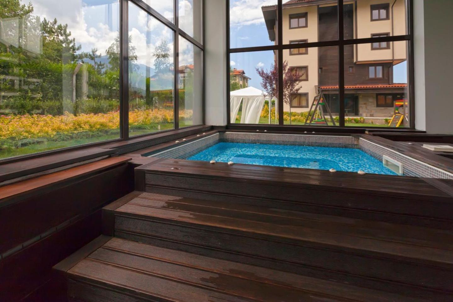 Pirin Bliss Apartment Ski, Spa And Relax At Terra Complex Razlog Buitenkant foto